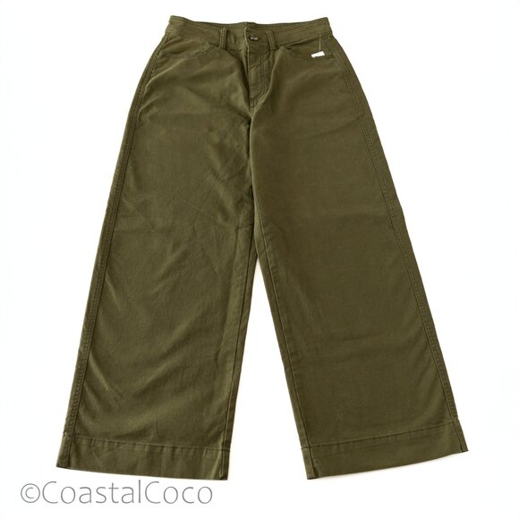 Old Navy Extra High Rise Wide Leg Mariner Jeans 8 P Olive Green Relaxed Fit NWT - Picture 1 of 10